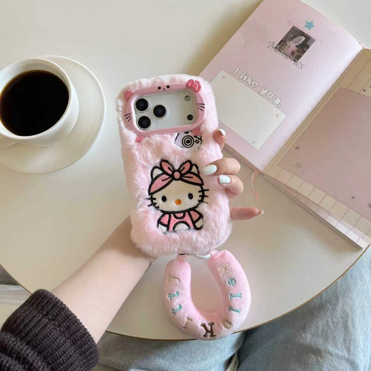Hello kitty fur case