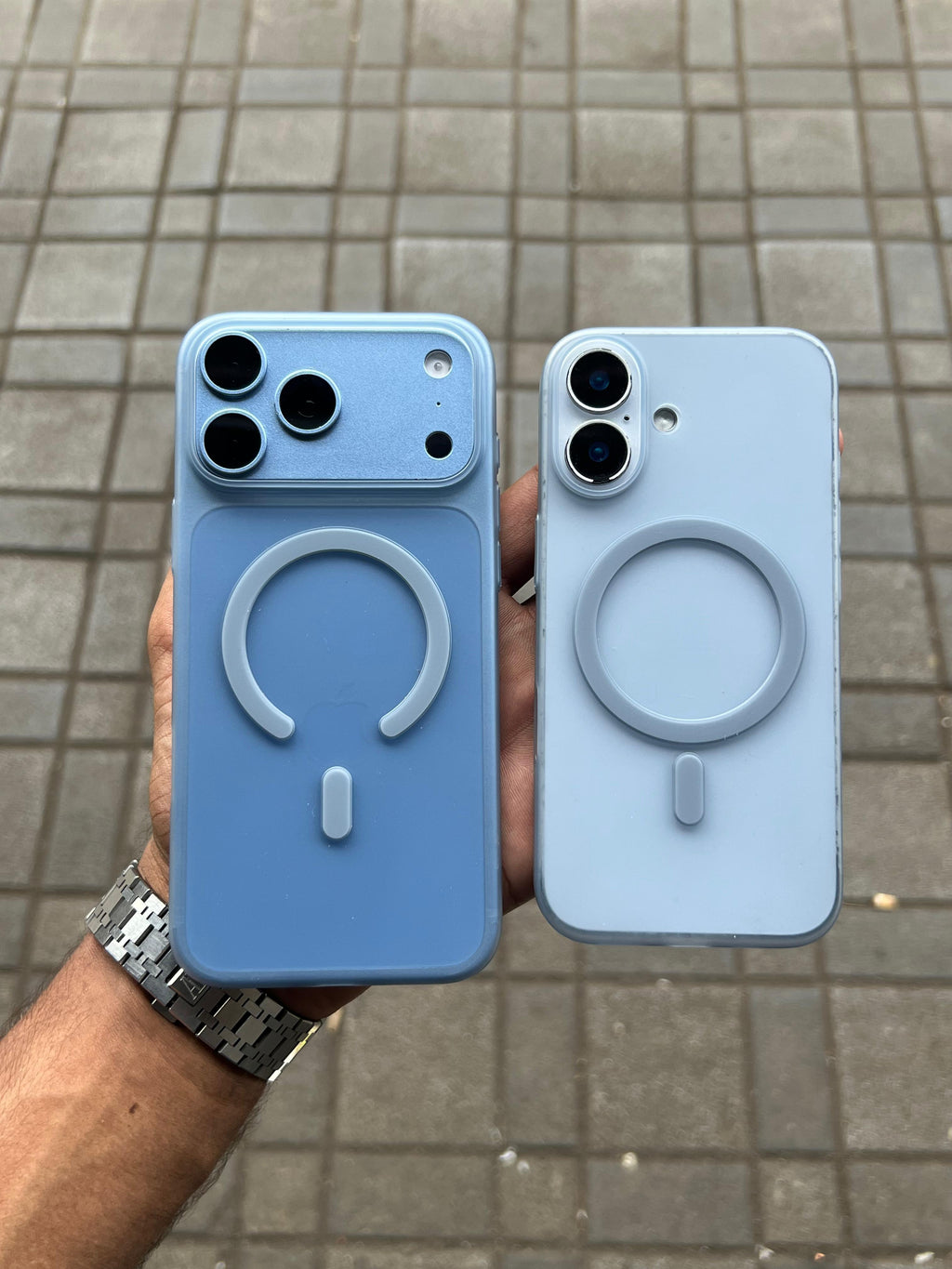 Paper magsafe case