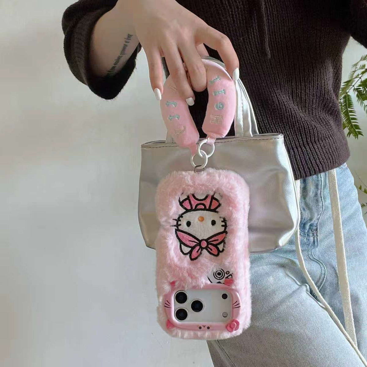 Hello kitty fur case