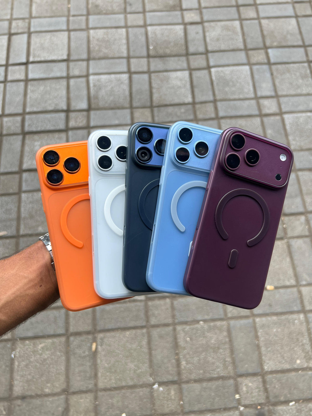 Paper magsafe case