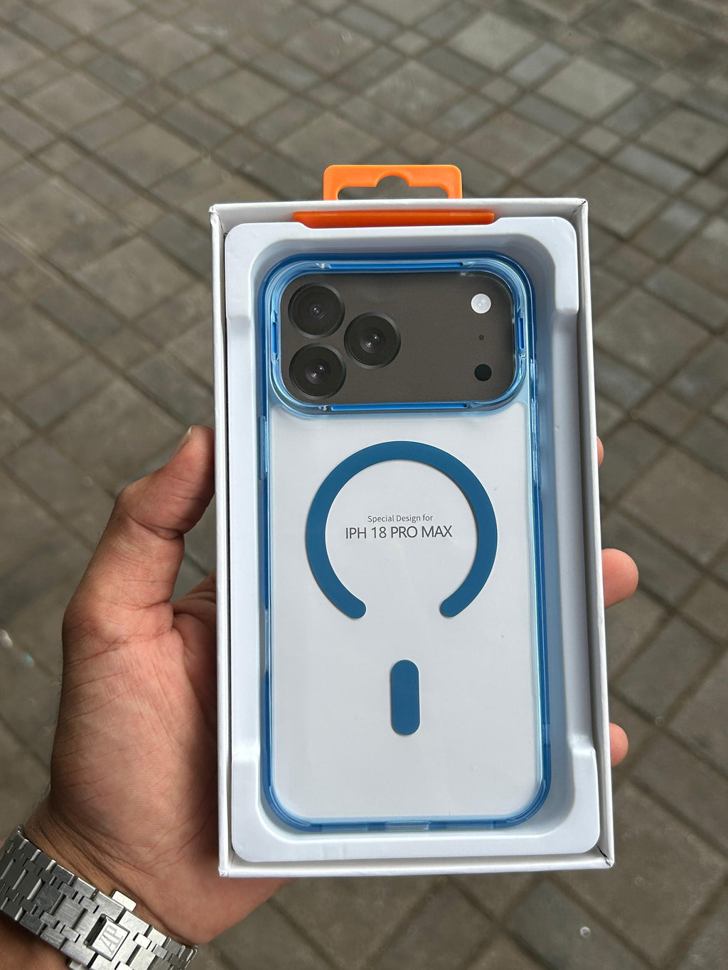 Cool color case magsafe working